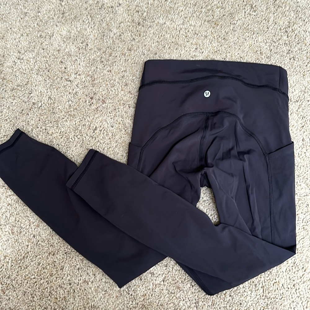 Lululemon Leggings with pockets size 6
